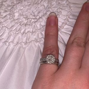 Two-piece Engagement and Wedding Ring Set